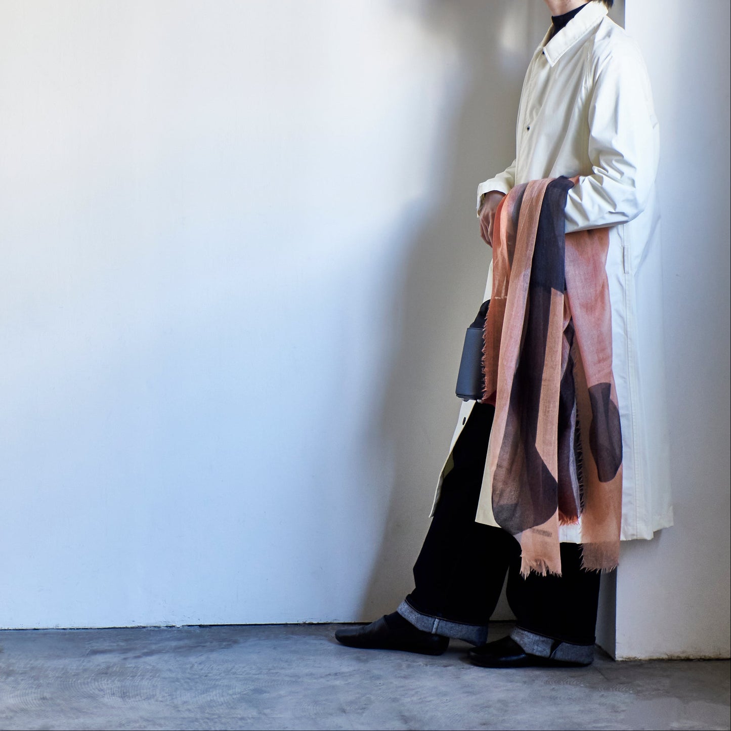 ふわりと軽くて柔らかい　カシミヤストール MOBILE　-3color