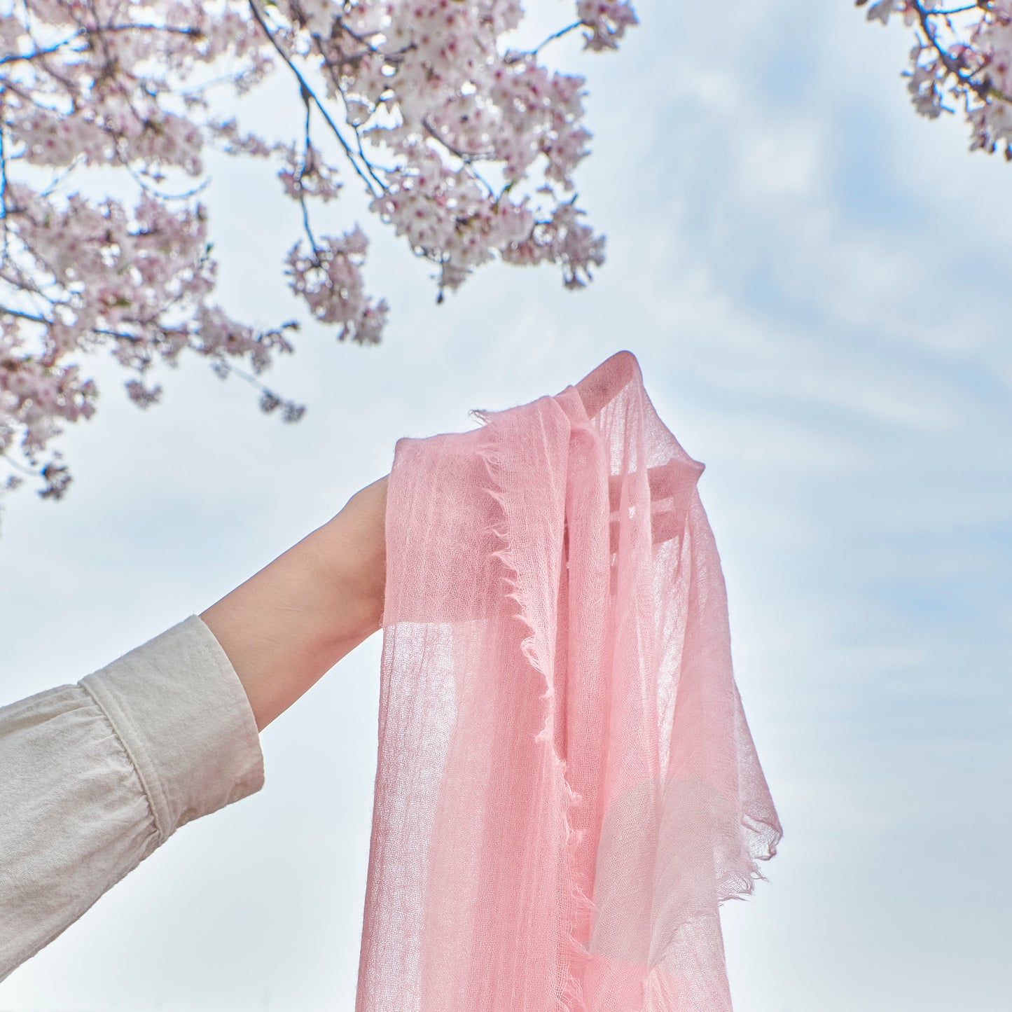 ふわりと軽くて柔らかい　カシミヤストール -春夏におすすめの4color