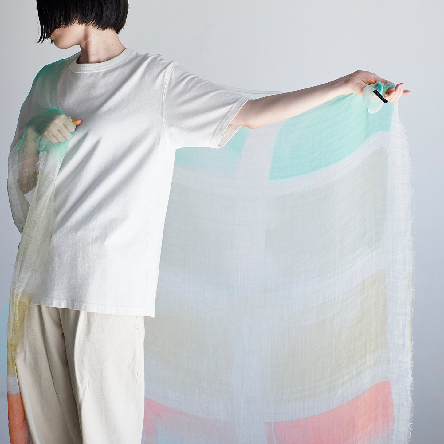 風を纏う夏のラミーストール - VOYAGE-2color