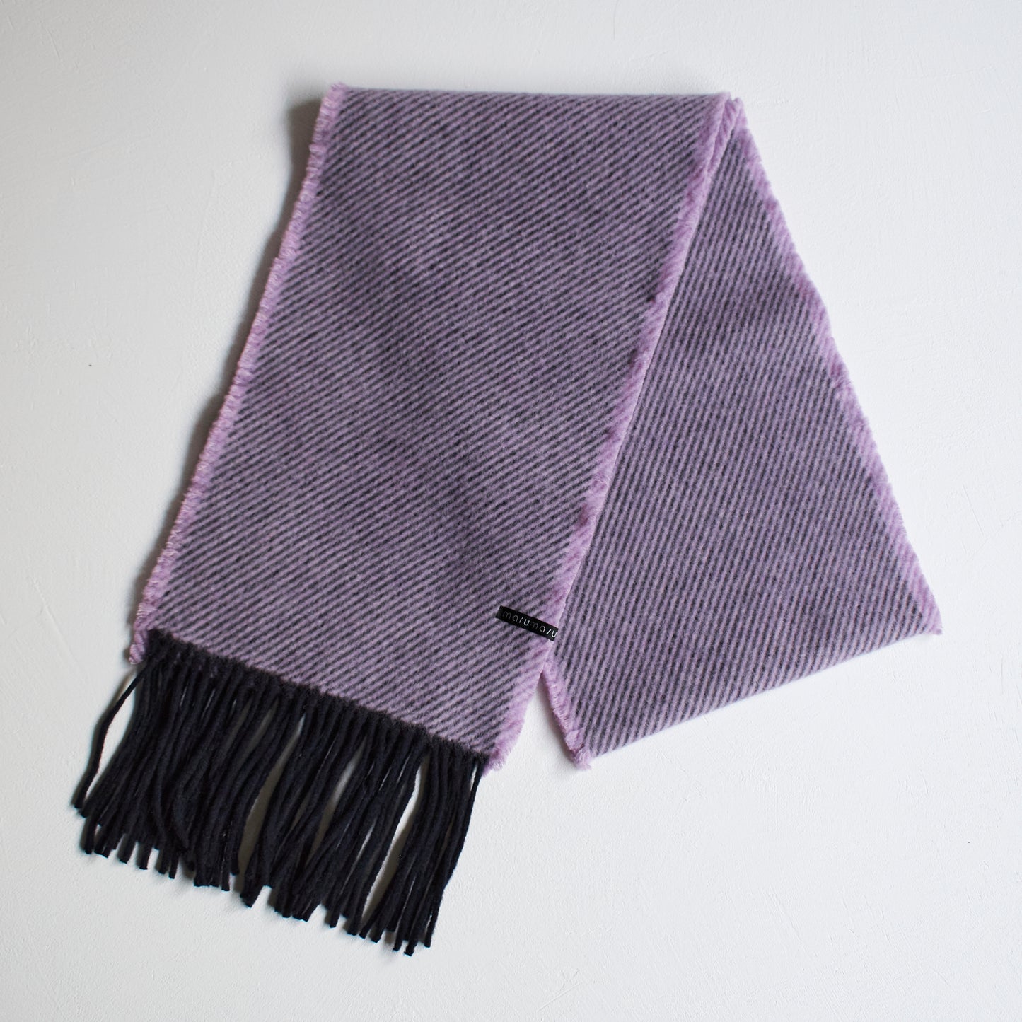 真冬も暖かいやわらかなバルキーウールマフラー