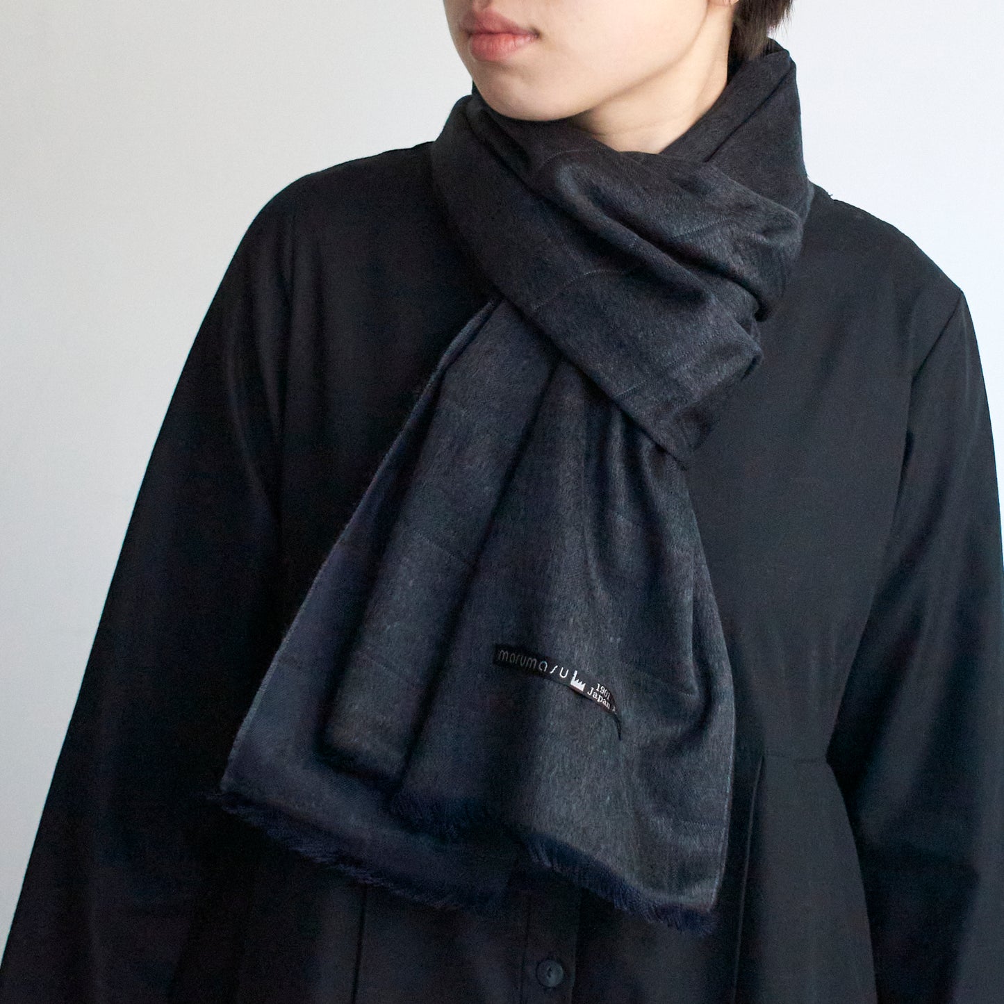 滑らかで暖かいシルク起毛マフラー _WINDOW PANE /5color